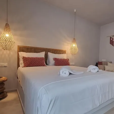 Artemis Aparthotel Makry Gialos (Crete)