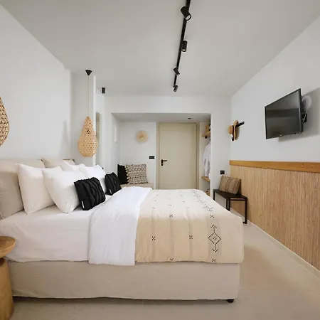 Artemis Aparthotel Makrýgialos